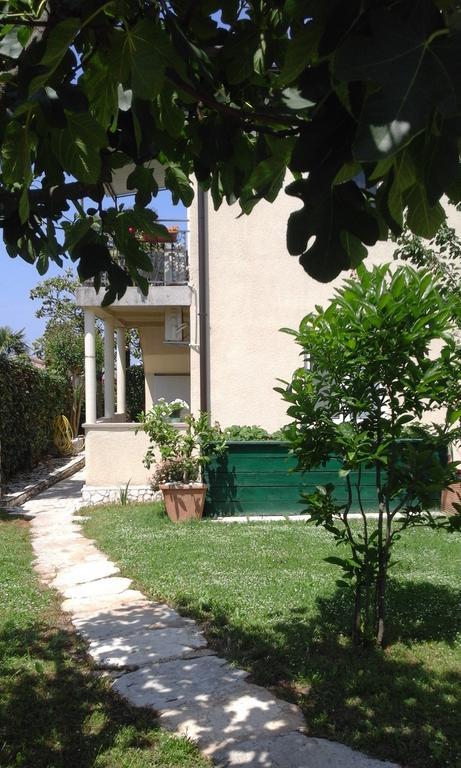 Apartment Laura Poreč Exteriör bild